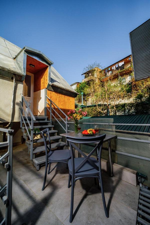 Rustaveli Apartment With Gym Tbilisi Buitenkant foto