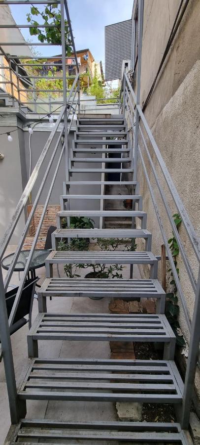 Rustaveli Apartment With Gym Tbilisi Buitenkant foto